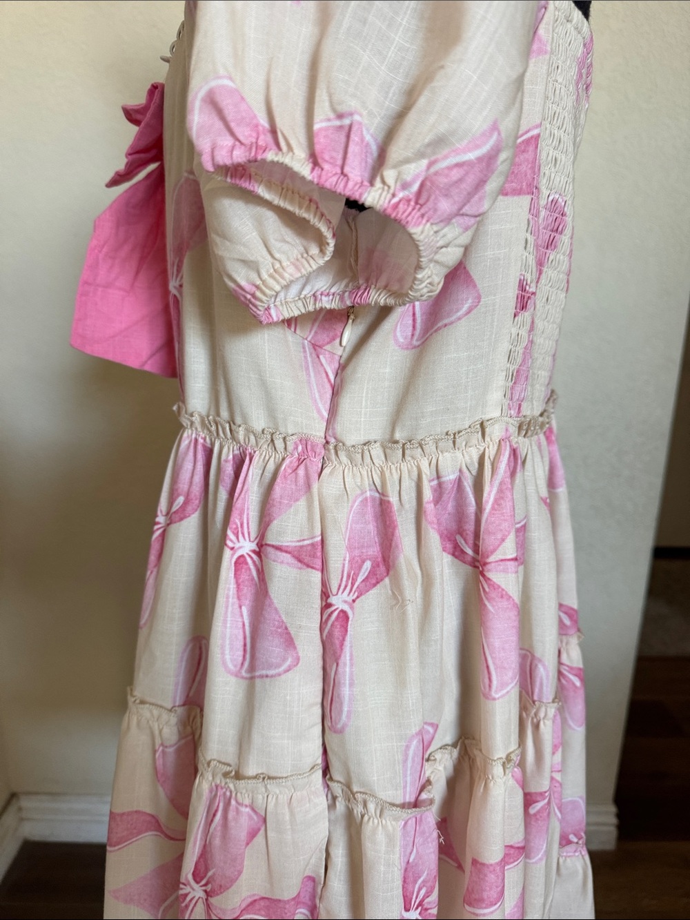 DAVI & DANI cream dress with pink bows🎀 size L - Picture 9 of 13